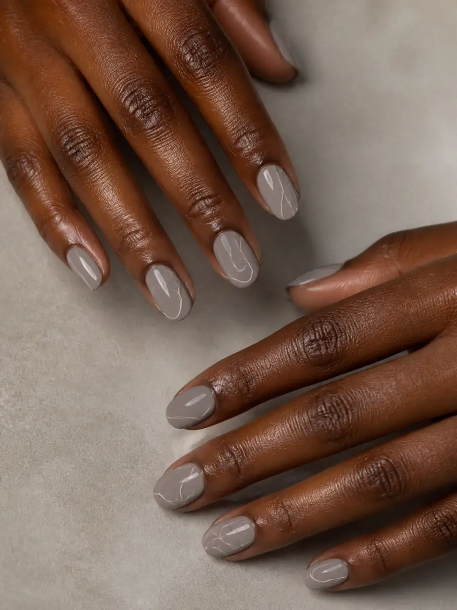 Soft Gray Line Art Nails: greige grey, soft gray line art
